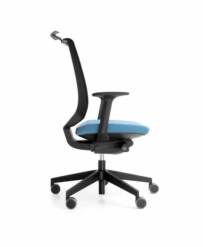 lightup-250sfl-black-p60pu-runner-2-hanger.